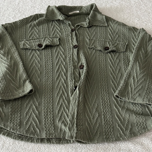 Green Textured Button-Up Jacket - Picture 1 of 6